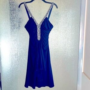 JS Boutique size 4 blue dress with embellishment